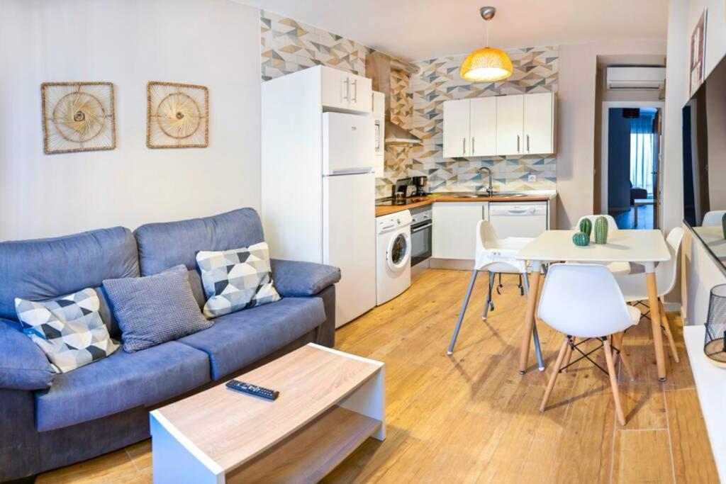 A - Apartamento Elegante Con Piscina Compartida 托里科 外观 照片